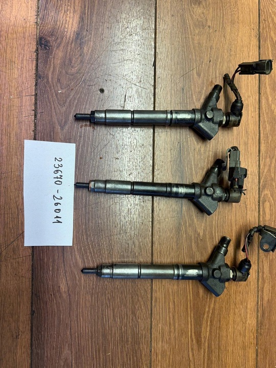 фото №1, Инжектор 23670-26011 denso 2.2 toyota lexus 177km