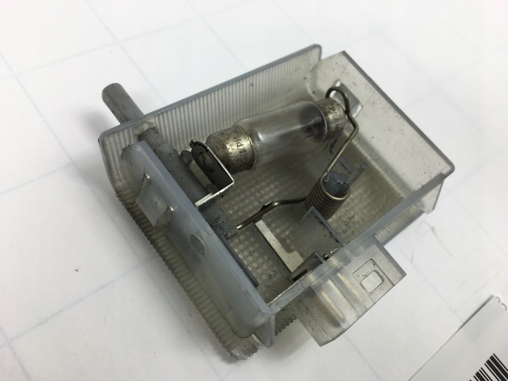 фото №8, Лампа освещение бардачка w desce распределительной mercedes w140 1408200101