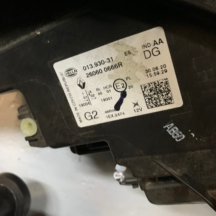 фото №13, Renault captur ii 1.6 гібрид перед бампер лампи капот крило підсилювач