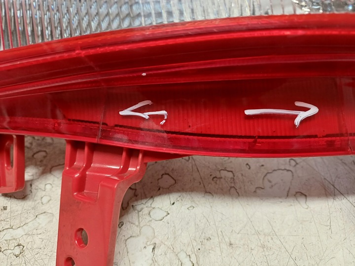 фото №7, Hyundai tucson 4 iv 20- лампа przeciwmgnielna задня права 92406n7020