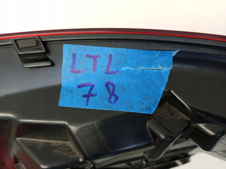 фото №14, Mercedes e-klasa w213 рестайлинг sedan 20- лампа задняя левая левый зад a2139065109