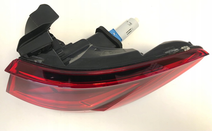 фото №14, Touareg iii r-line лампа зад правая led 760945208