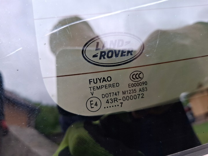 фото №6, Land rover discovery 5 v l462 кришка зад kaikoure камінь 997