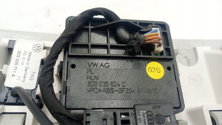 фото №8, Лампа потолок vw passat golf 1k0947105ae 3c0035624c