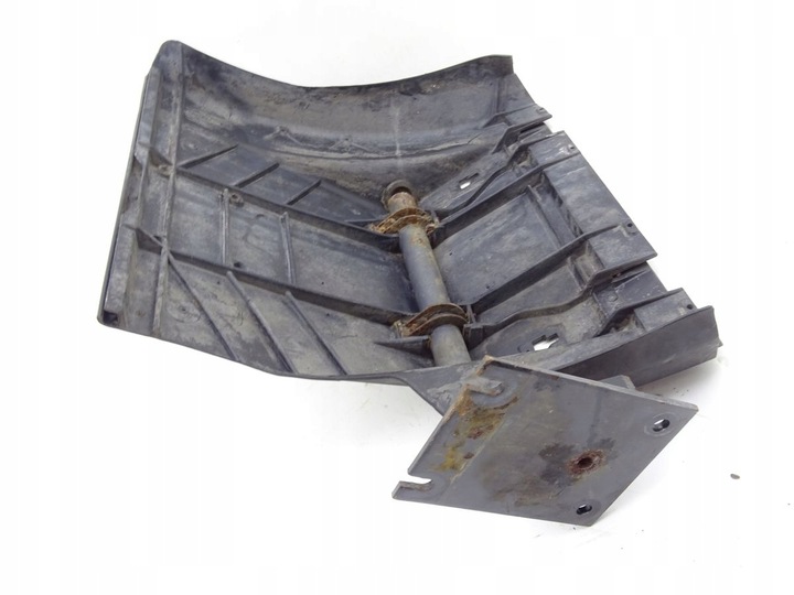 фото №3, Daf xf 105 e5 06-13 підкрилок крило лівий зад вісь підвісна + кріплення 6x2