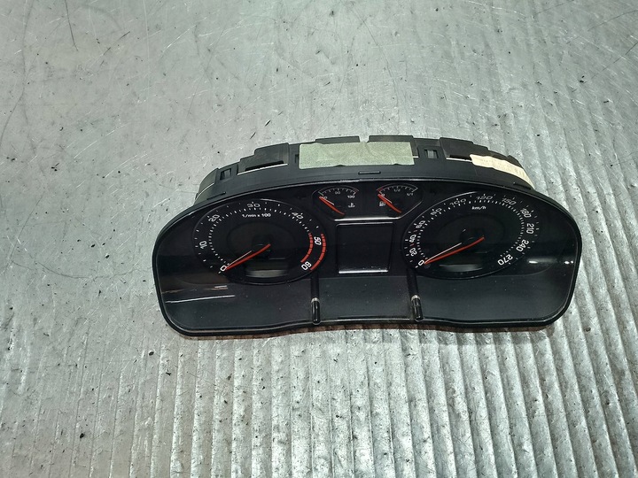 фото №6, Спидометр skoda superb i 3u0920811a 1.9 tdi