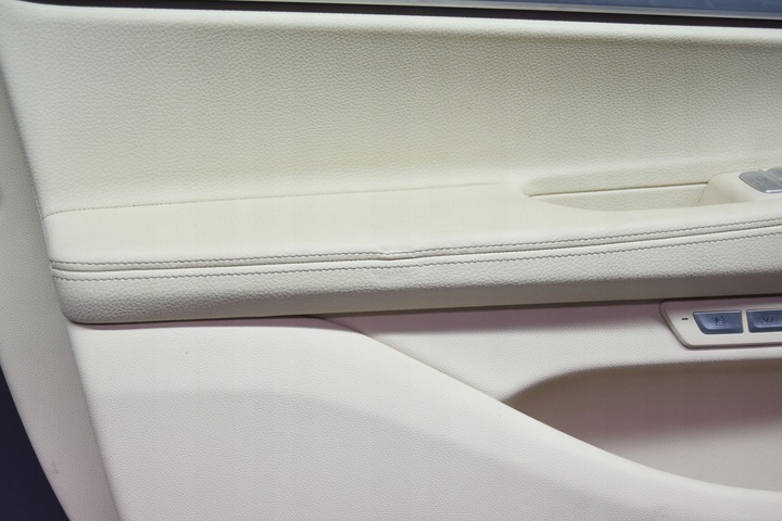 фото №5, Обивка дверь левая перед боковина дверь bmw 7 g11 g12 бежевый