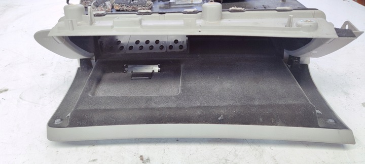 фото №12, Бардачок пассажира audi a6 c6 4f1857035ah ec3 серый