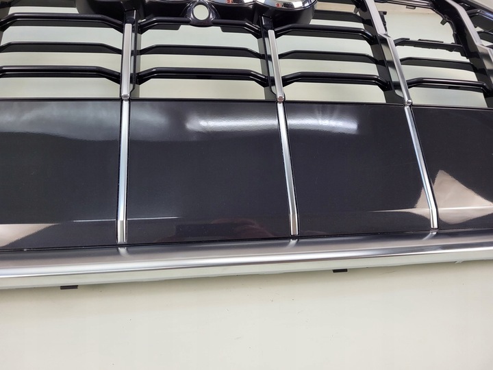 фото №10, Audi q7 4m0 4m рестайлінг решітка радіатора решітка знак pod камера радар quattro нова oem