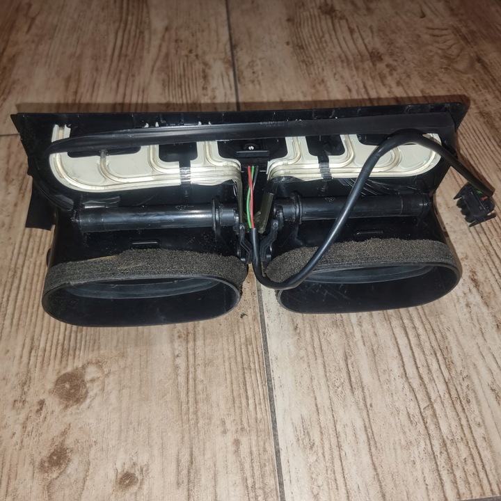 фото №6, Решётка воздуховод средняя bmw 8 e31 850 840 eu