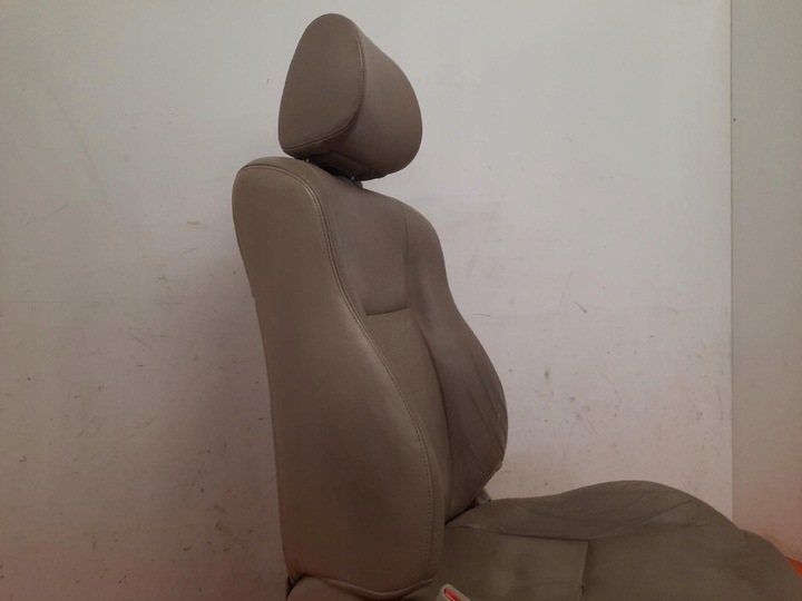 фото №10, Toyota avensis ii t25 06-09 2.2 d-4d сидіння універсал водія лівий перед шкіра