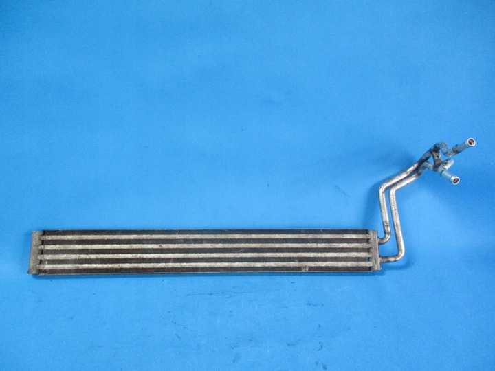 фото №1, Радіаторів масла audi q7 4l 3.0 tdi 7l8422885a