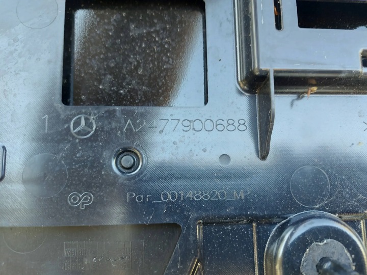 фото №8, Mercedes-benz b klasa 247 w247 спойлер крышки задней зад