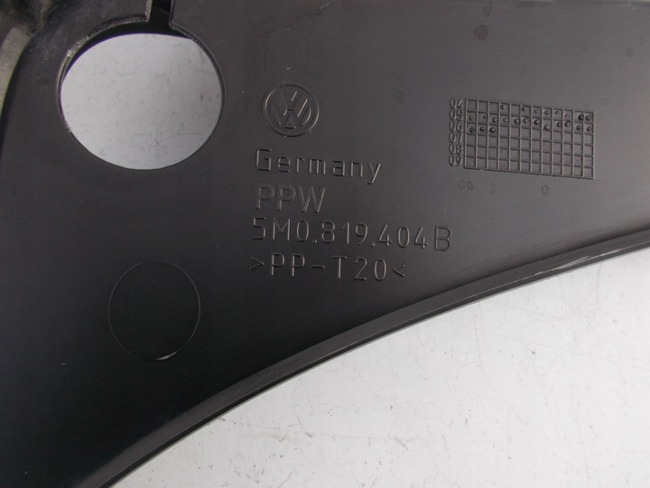 фото №14, Панель під лобовим склом пластиковий vw golf v + plus 5m0819403b 5m0819404b