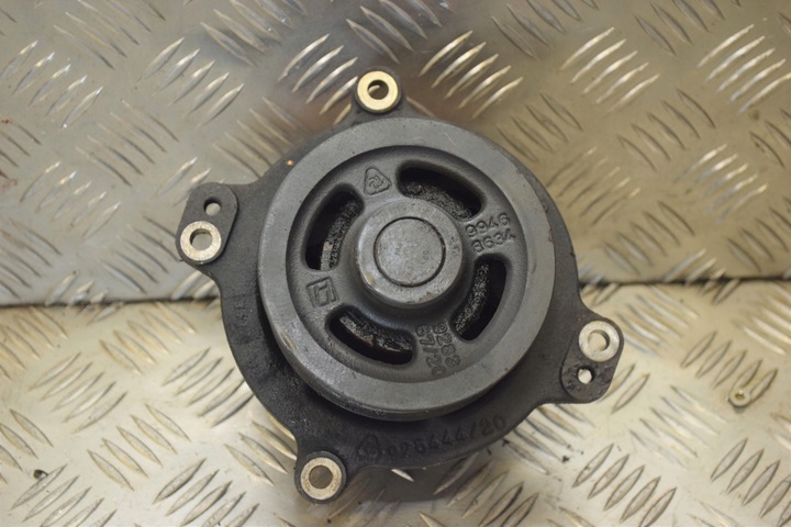 фото №1, Насос води iveco stralis курсор