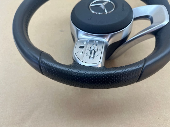 фото №12, Кермо amg mercedes c w205 e w213 w238 glc w253 подушка oem номер a0004608402