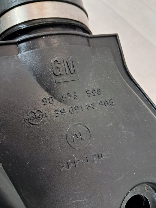 фото №6, Opel corsa b 1.2 корпус фильтра воздуха воздуховод 90573598 90528176