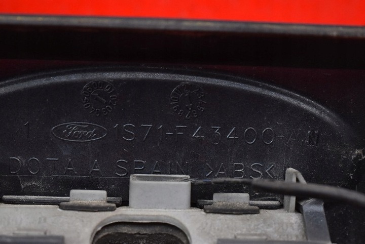 фото №16, Накладка кришки зад задня графітова 1s71-f43400-a ford mondeo mk3 sedan рестайлінг