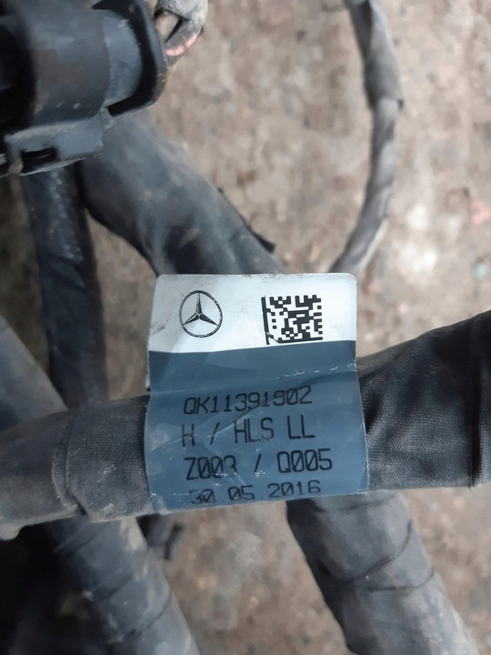 фото №9, Установка інтер'єру a4475405931 mercedes w447