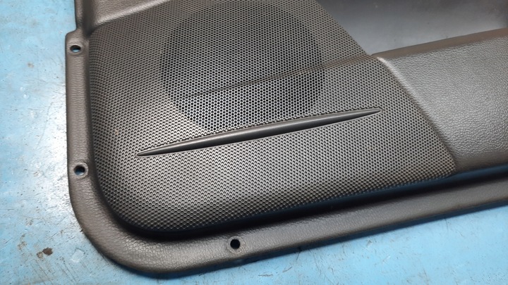 фото №4, Оббивка двері праві перед volvo s60 v70 ii 00-04