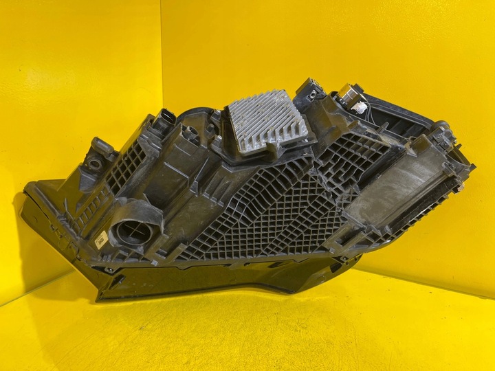 фото №4, Лампа правая audi q7 4m matrix 4m0941040c