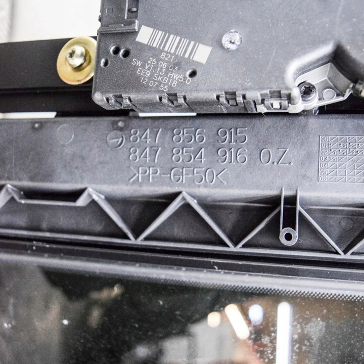 фото №8, Volkswagen touareg i 2004 люк комплект