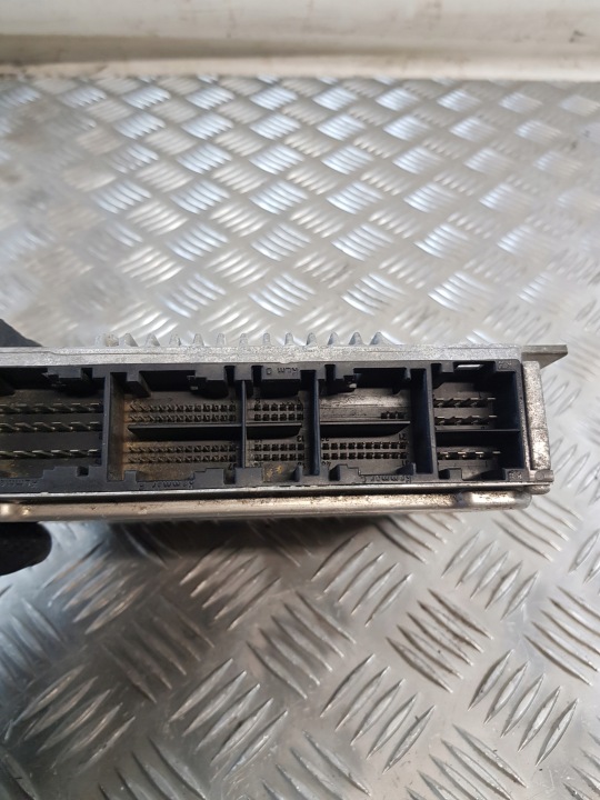 фото №5, Блок управления двигателем (ecu) mercedes clk 200 2.7d a0235458432 0261204883