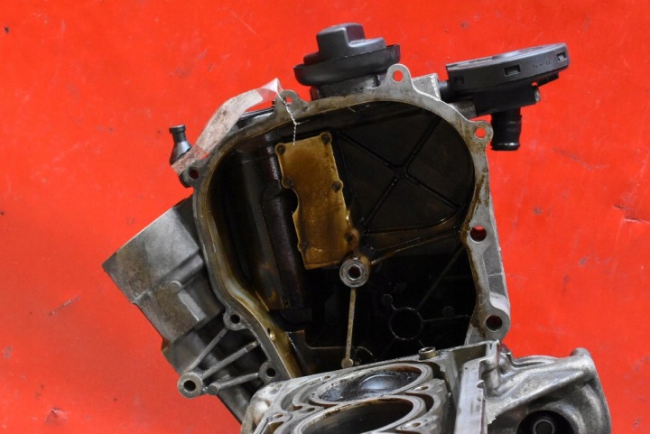 фото №10, Blok низ двигуна вал bkg vw golf 5 v 1.4 fsi 90 km 03-09