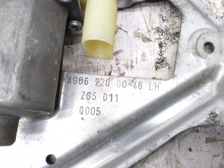 фото №8, Volkswagen crafter 2009 левая сторона электрический подъемник стекла дверь