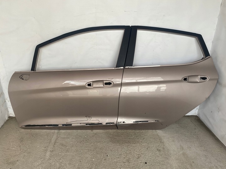фото №1, Ford fiesta mk8 vignale дверь левая передние