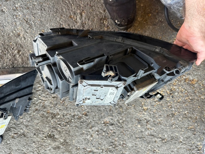фото №9, Audi a4 b8 лампа левая правая перед передняя bixenon led kpl 8k0941004q