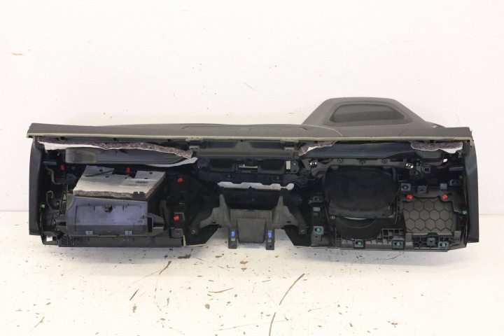 фото №6, Торпедо раздаточная консоль 6970287 bmw f40 f44 schwarz гайка hud