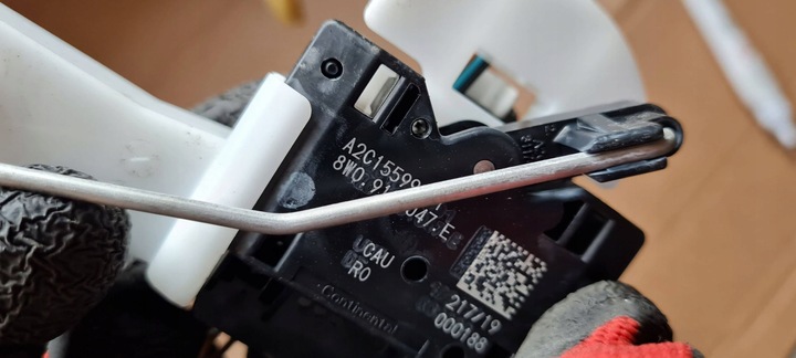 фото №9, A4 b9 8w рестайлинг датчик уровня топлива бак 2.0 8w0919047e a5 8w