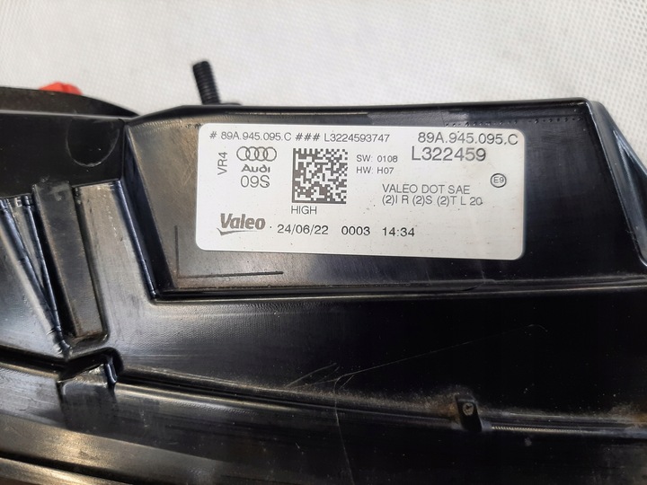фото №13, Audi q4 e-tron лампи зад high e 89a945092a 91a 89a945095c комплект