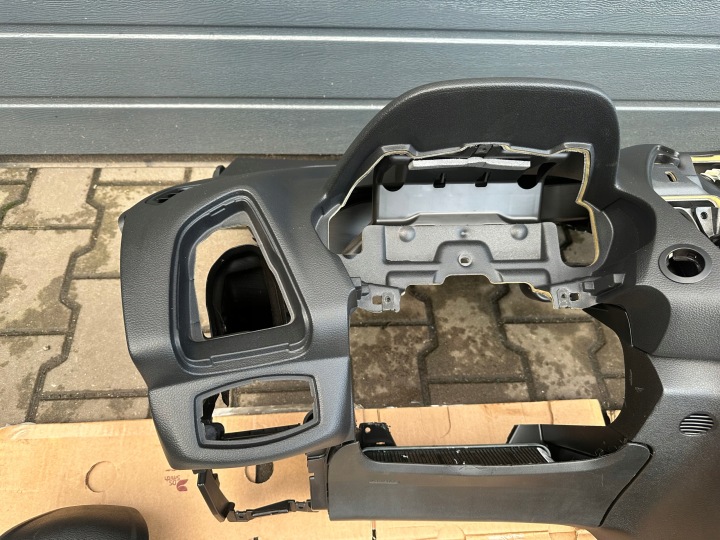 фото №7, Ford b-max 17r консоль торпедо ремни подушка комплект