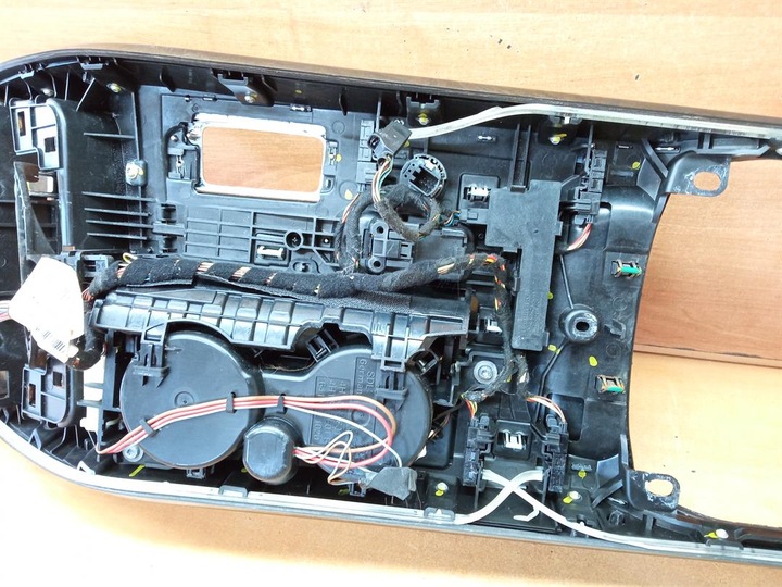 фото №7, Туннель средний audi a8 d4 европа