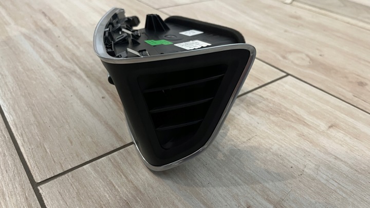 фото №5, Решітка повітропровід ford focus mk3 bm51-a018b08cf