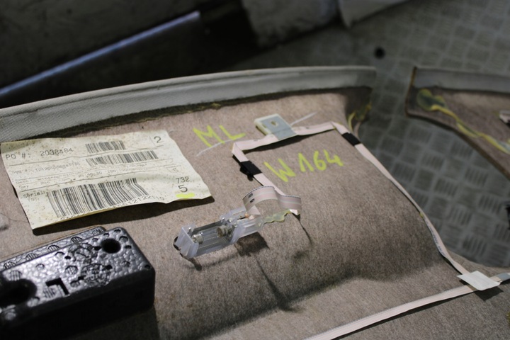 фото №6, Потолок mercedes ml w164