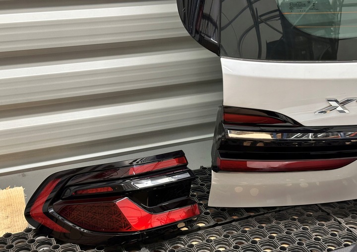 фото №10, Bmw x7 g07 lci m набір кришка боки бампер лампи зад камера балка a96