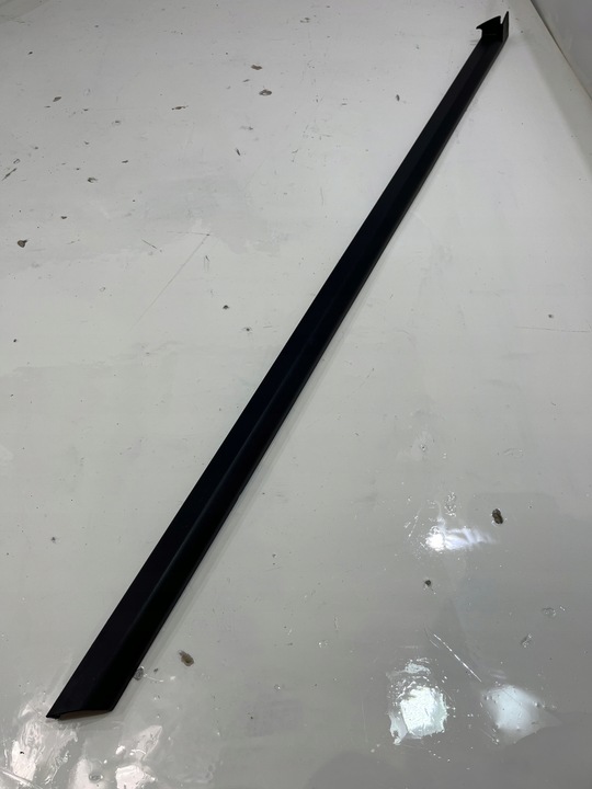 фото №1, Планка дверь левый перед cayenne ii 7p5 turbo s 7p5853537