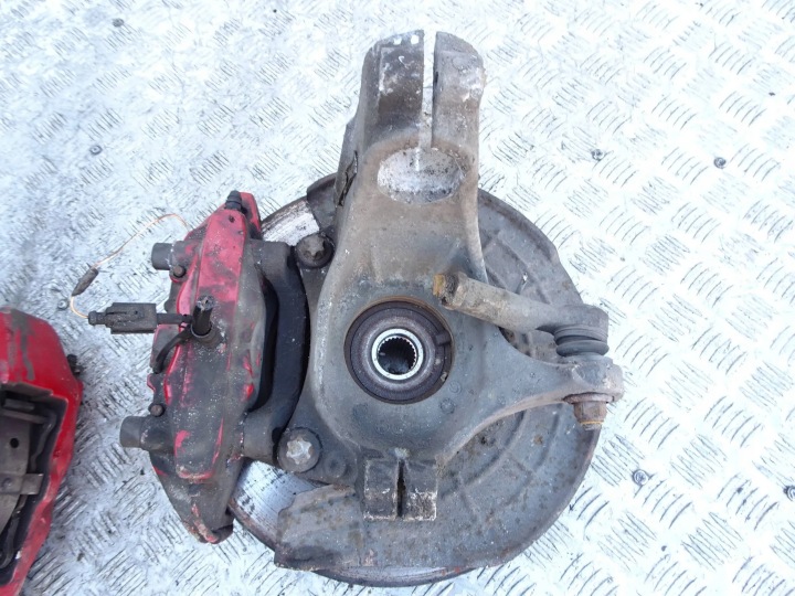 фото №7, Затискачі перед kpl. диски поворотна опора alfa romeo giulietta brembo