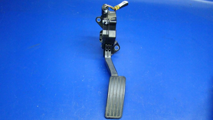 фото №1, Потенциометр педаль газа legacy v 2.0 d 09-14r