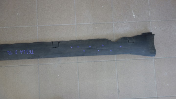 фото №3, Tesla 3 iii 17-23 планка пороговая правая порог