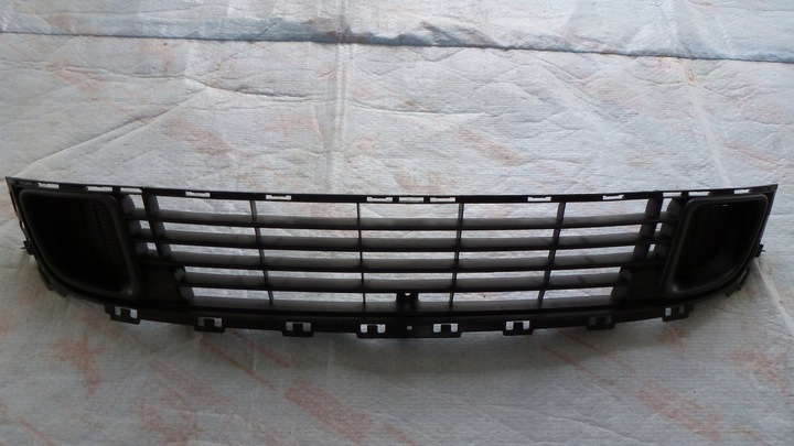 фото №1, Citroen c5 решётка бампер перед 9681052677