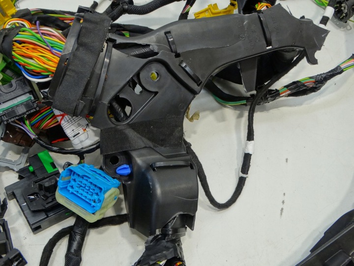 фото №13, Жгут установка интерьера citroen c4 iii 2020r.- 9840129880