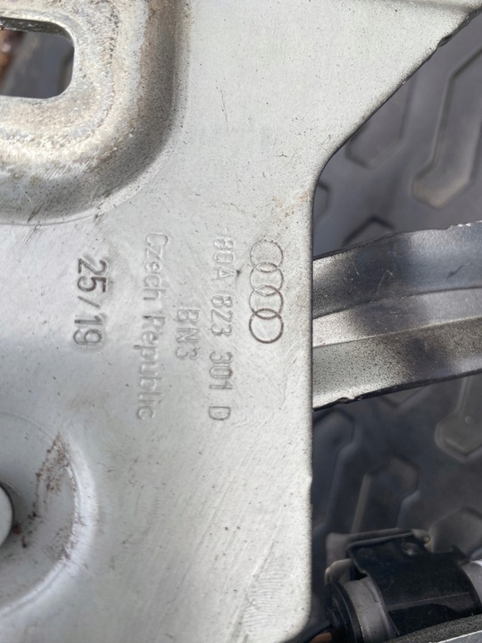 фото №8, Audi q5 80a петля капота лівий правий патрон / заряд 80a823301d