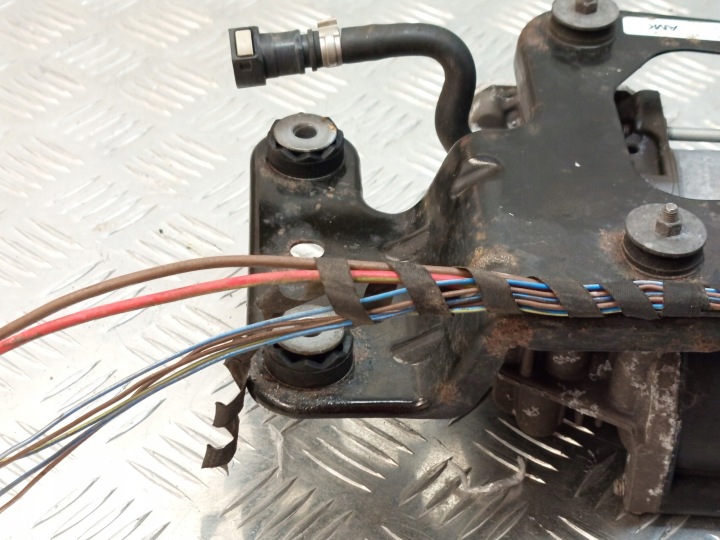 фото №9, Bmw x5 e70 компрессор подвески 6859714