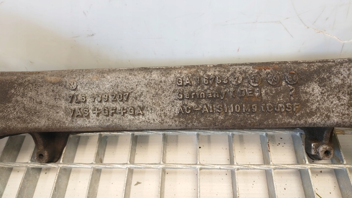 фото №9, Vw touareg 2.5 tdi балка кронштейн двигуна 7l6199207