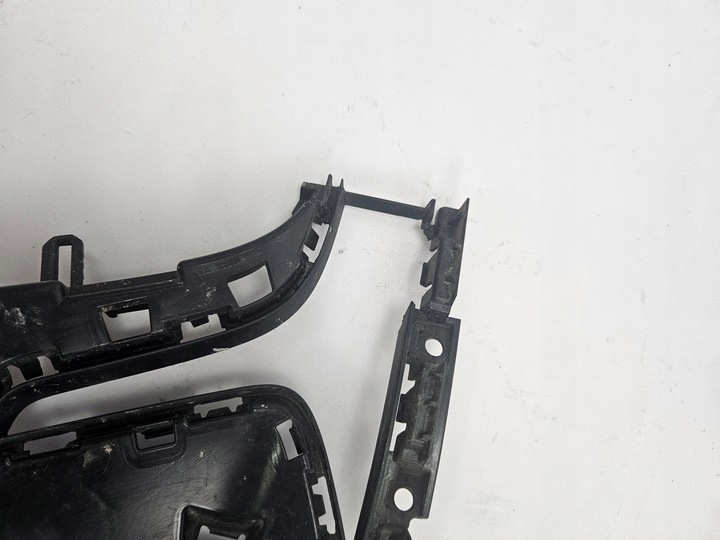 фото №10, Audi a6 c8 s-line 2018 - решітка бампера перед праві 4k0807698