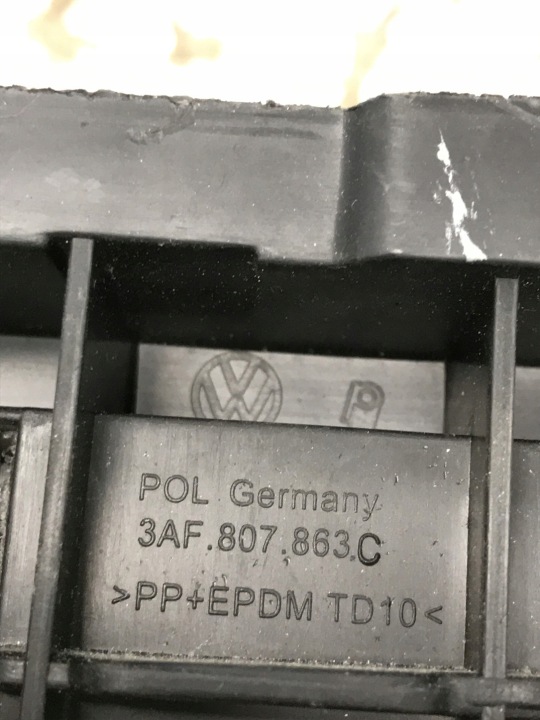 фото №7, Vw passat b7 кронштейн  бампера зад 3af807863c